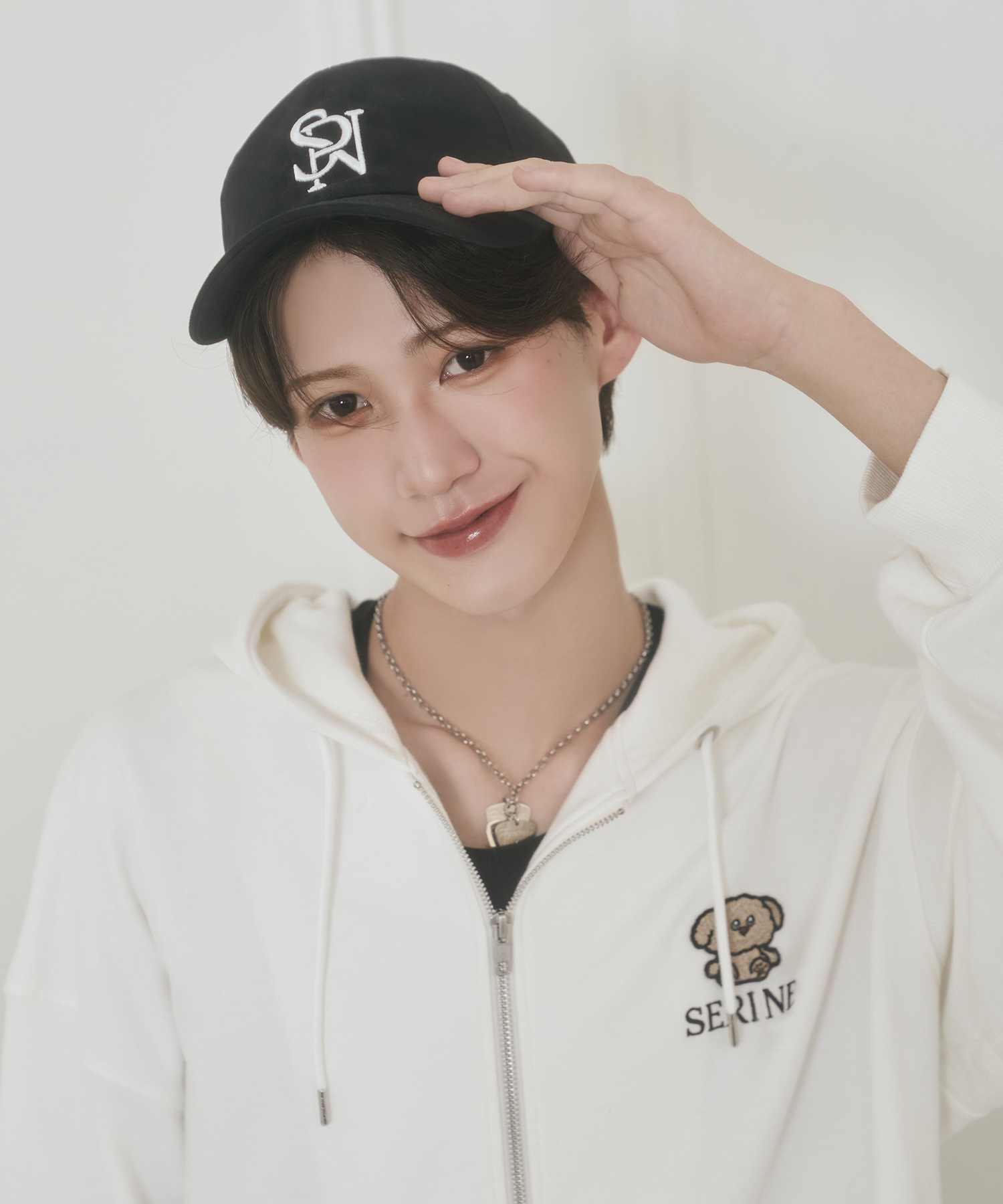 UNISEX ロゴキャップ