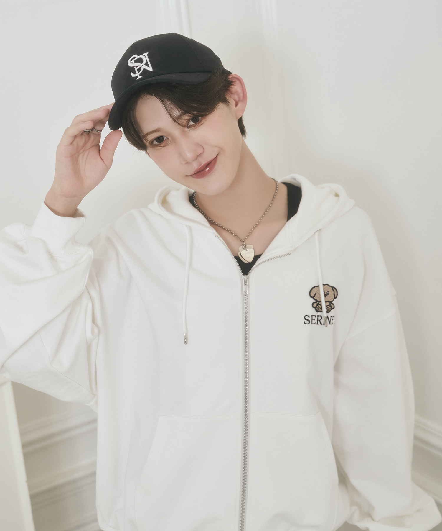 UNISEX ロゴキャップ