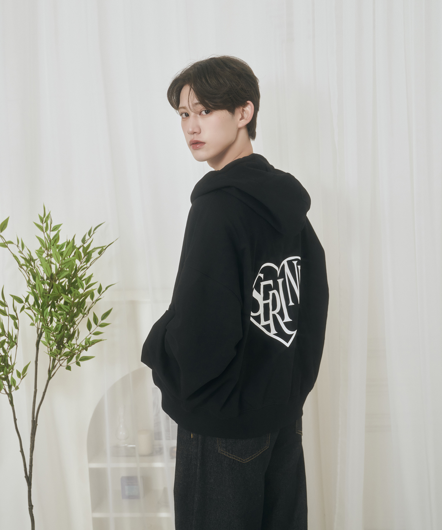 UNISEX バックロゴジップパーカー / ブラック