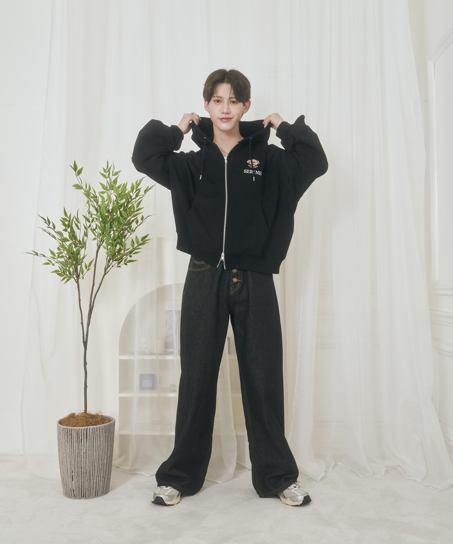 UNISEX バックロゴジップパーカー / ブラック