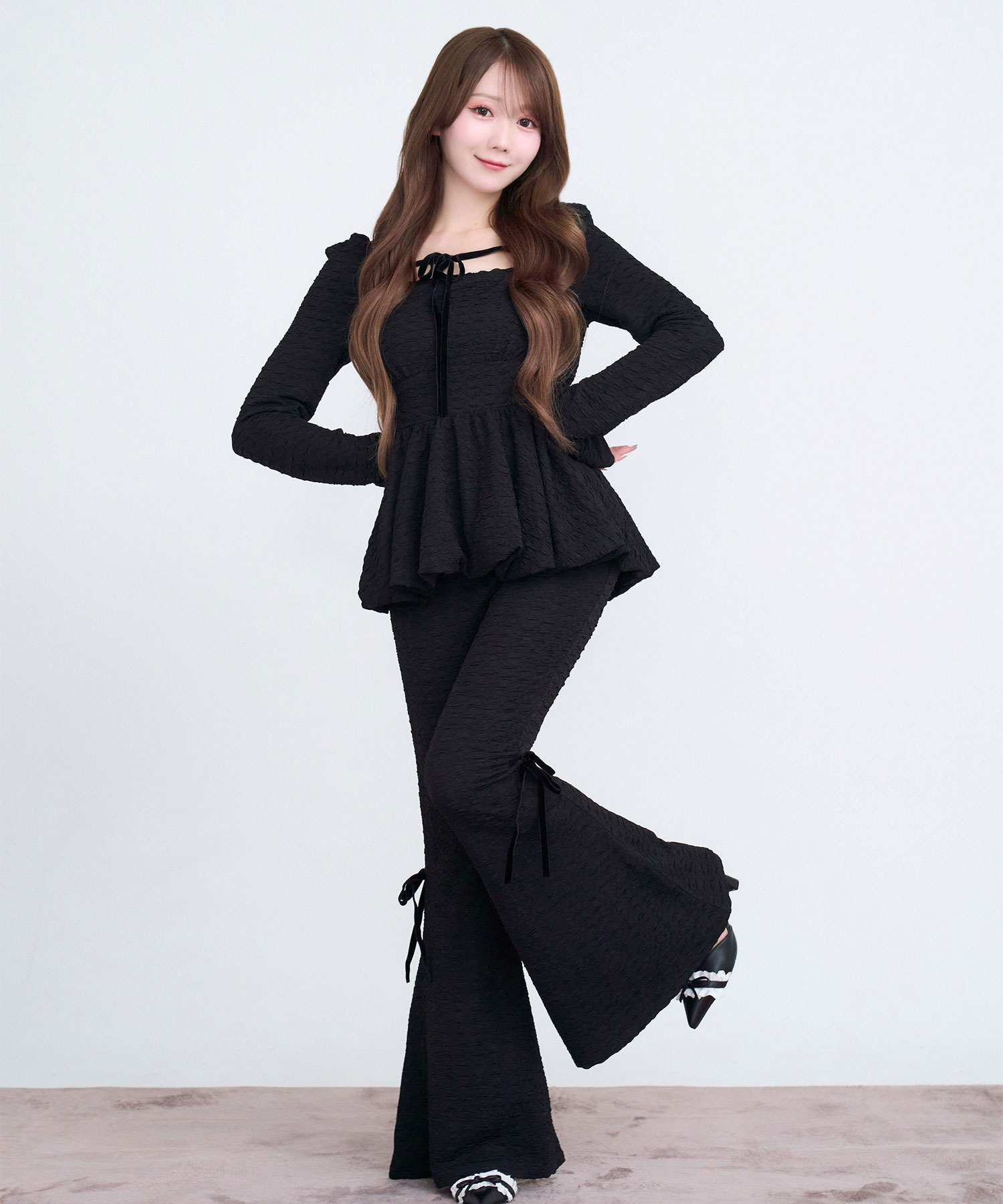 Peplum top ＆ flared pants set