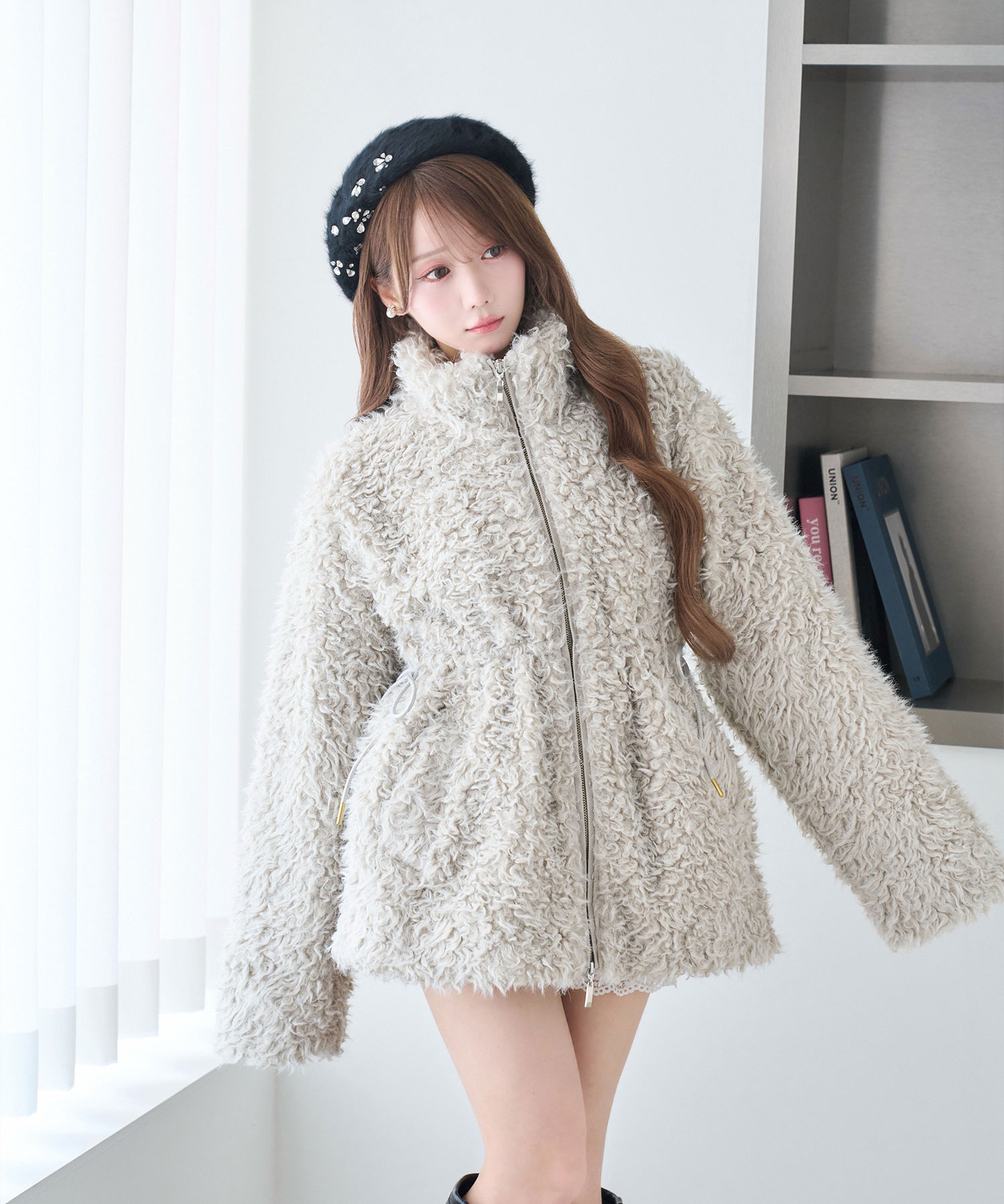 Curly eco fur middle coat