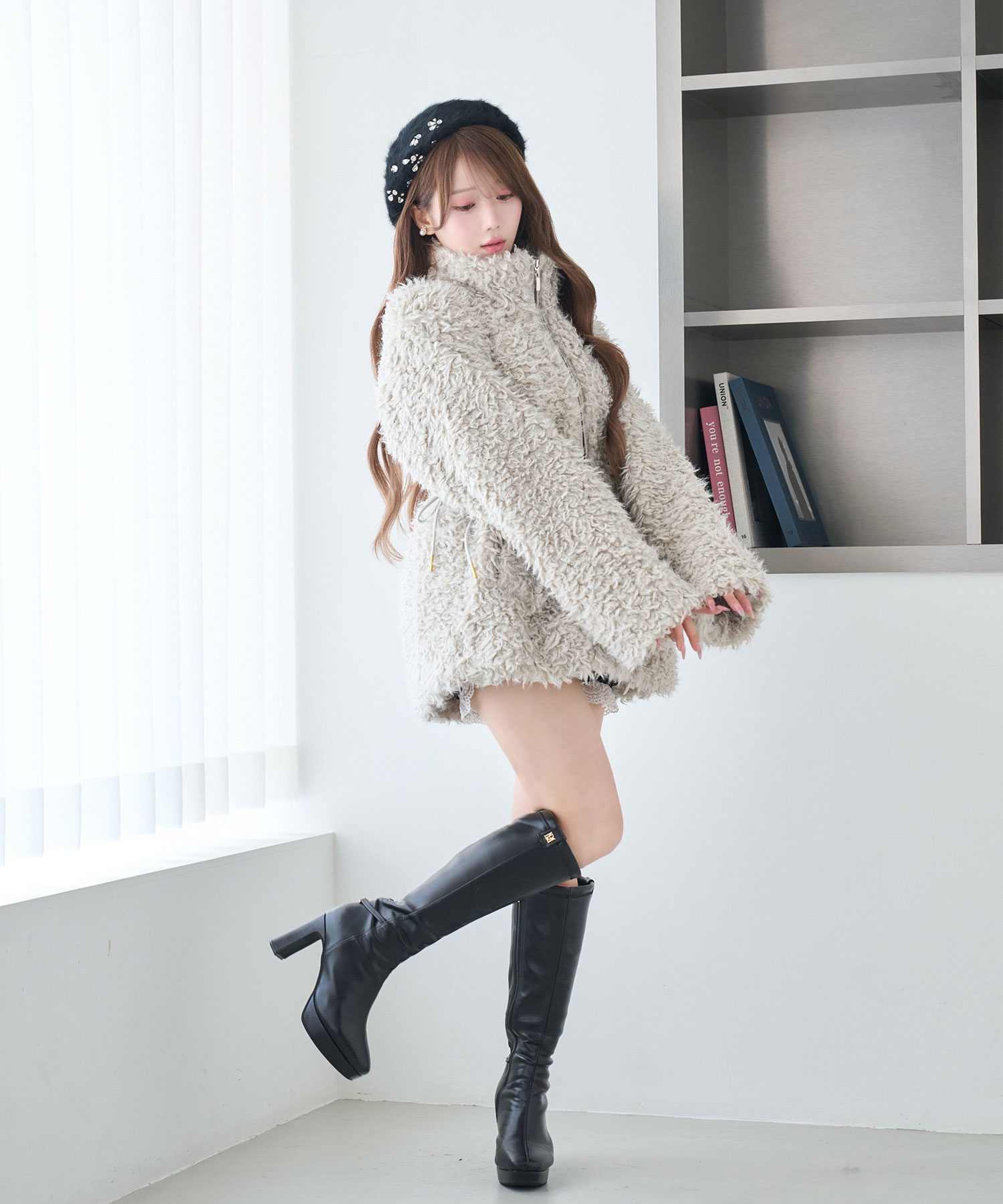 Curly eco fur middle coat
