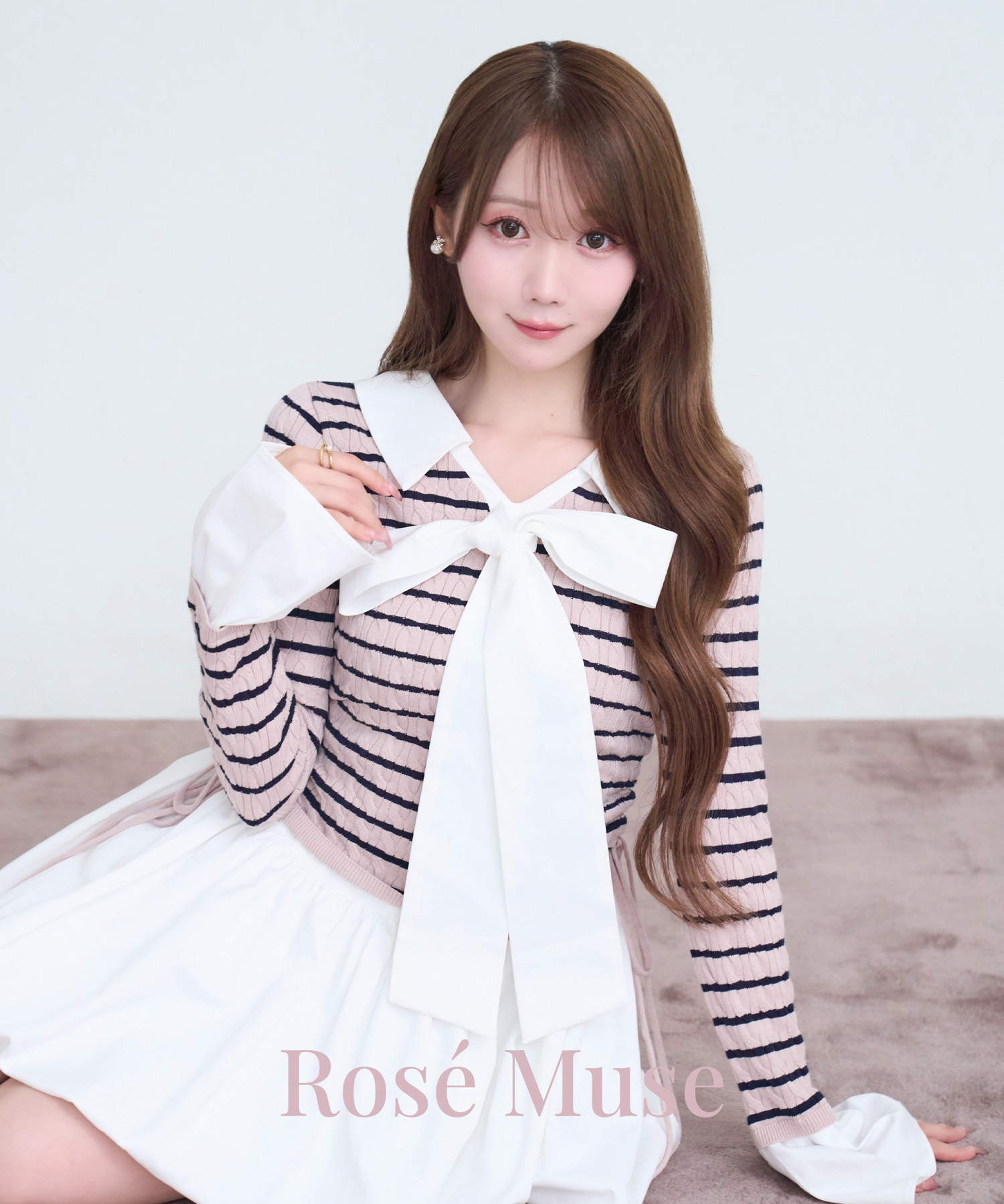 Rosé Muse – BUNNY APARTMENT