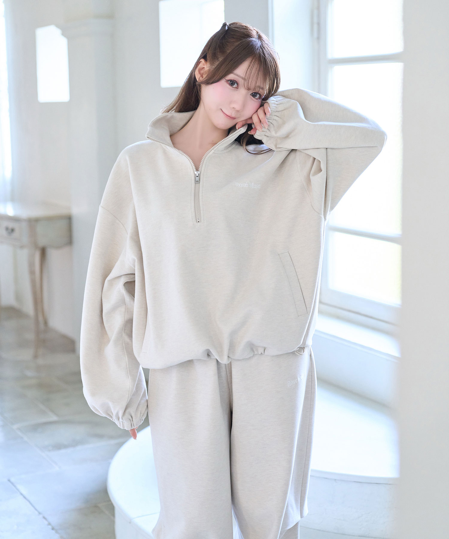 Mochi mochi halfzip tops