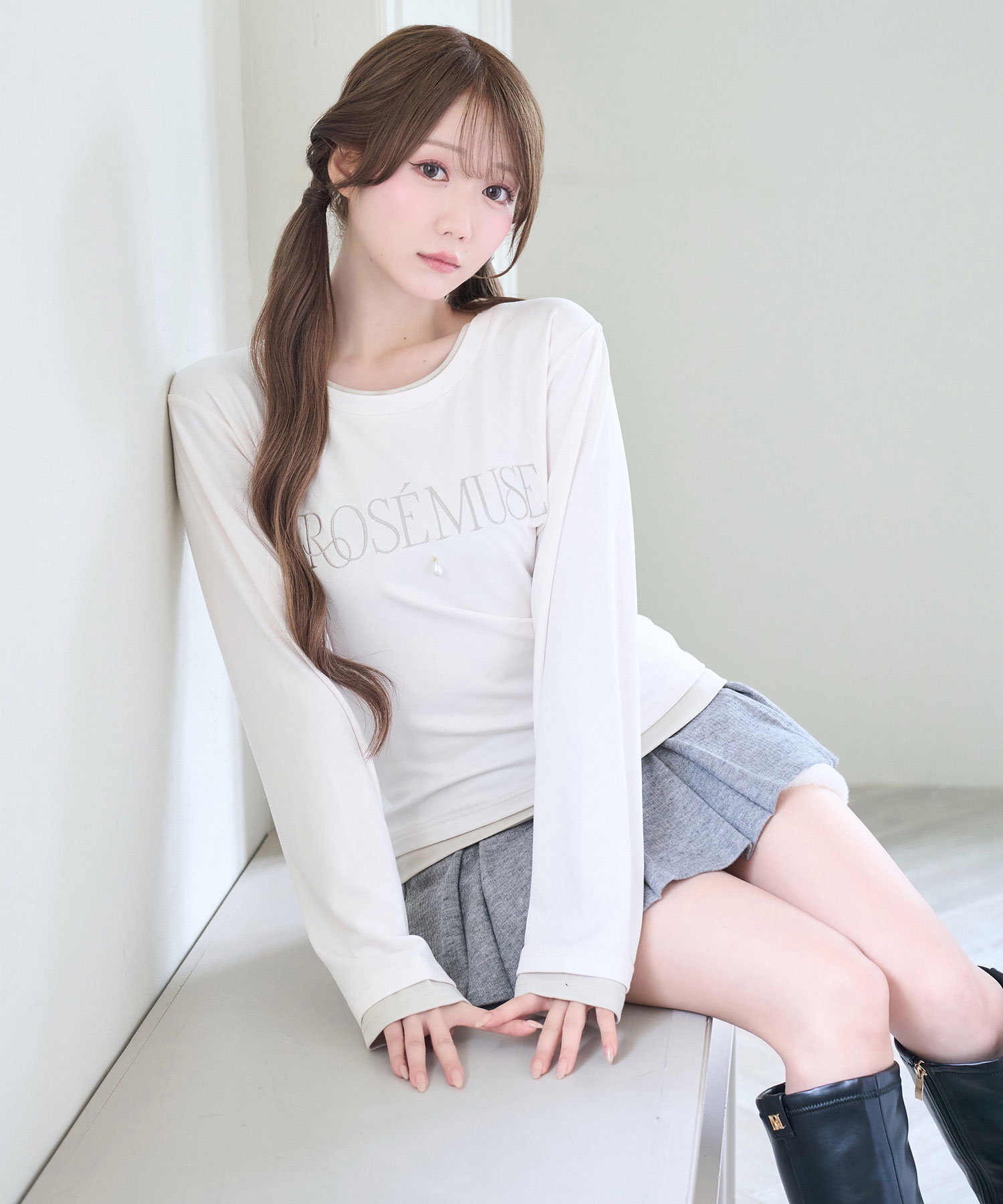 Bicolor layered tops
