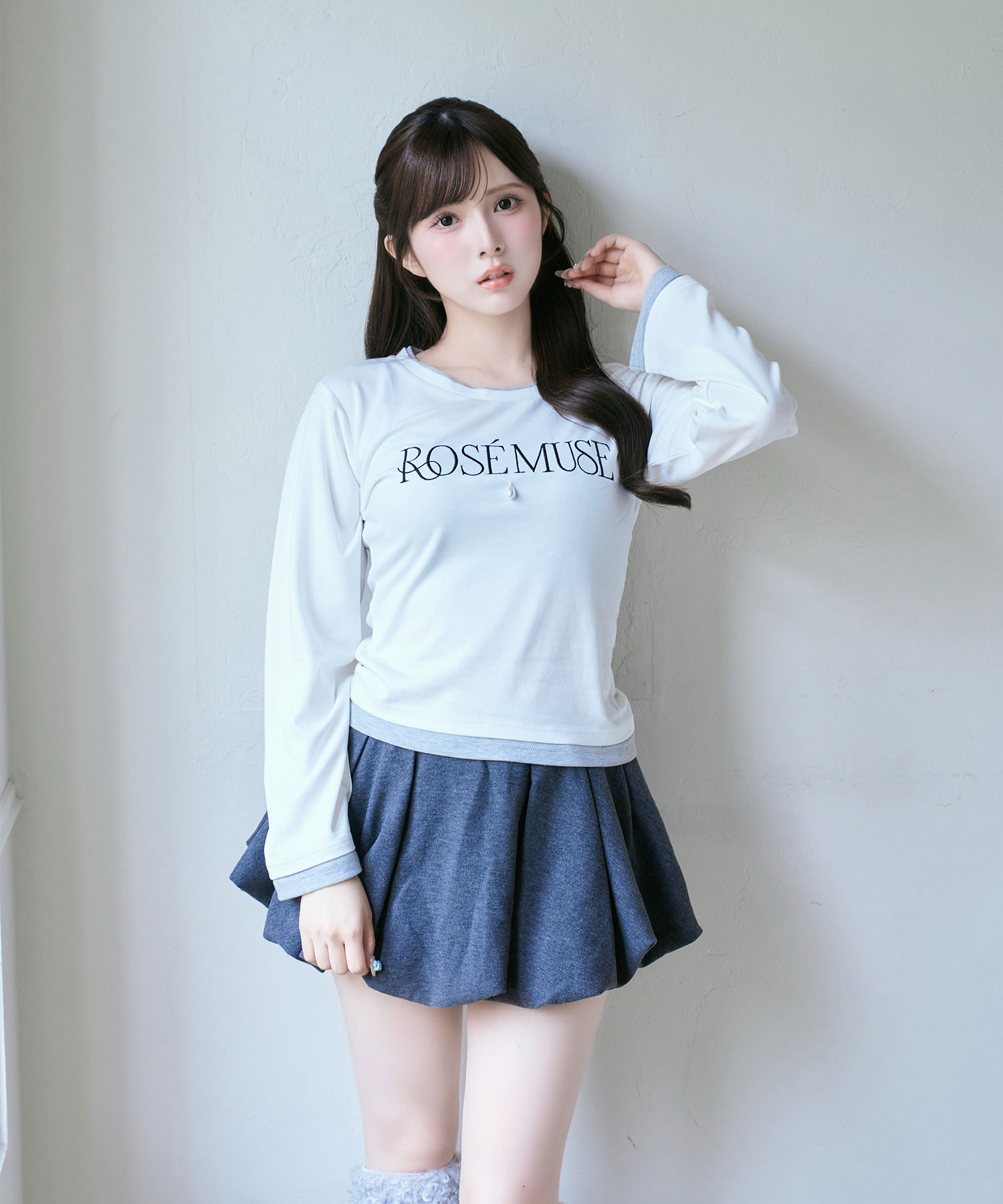 Bicolor layered tops