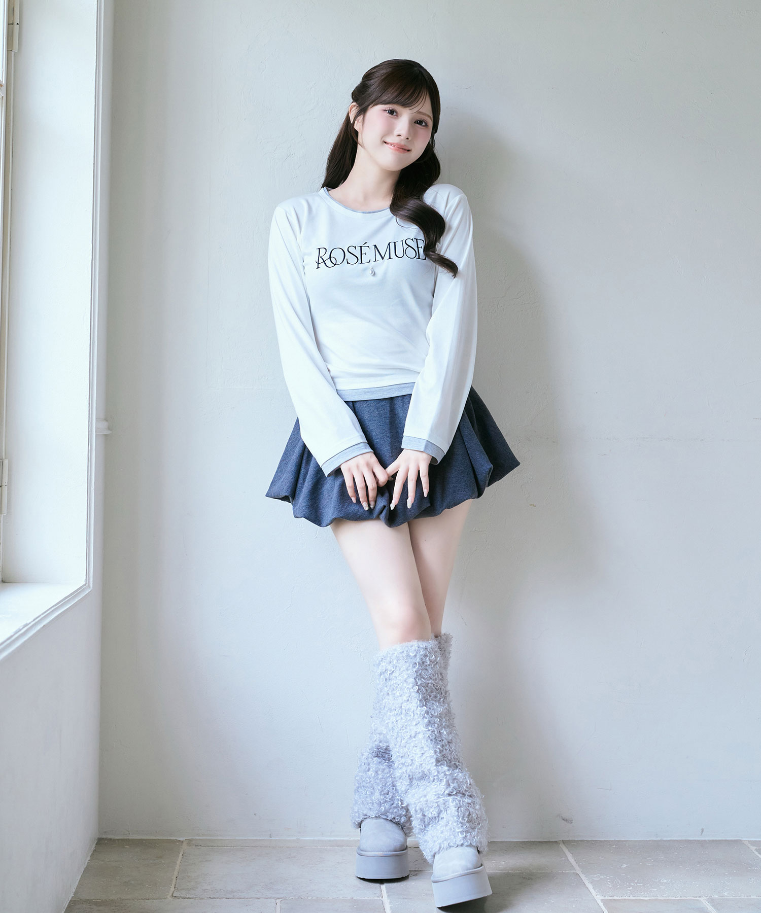 Bicolor layered tops