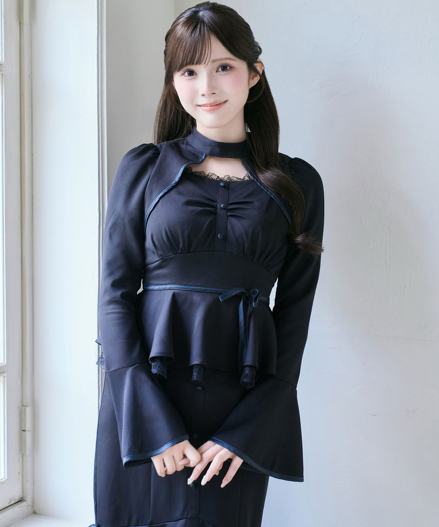Piping lace mermaid dress