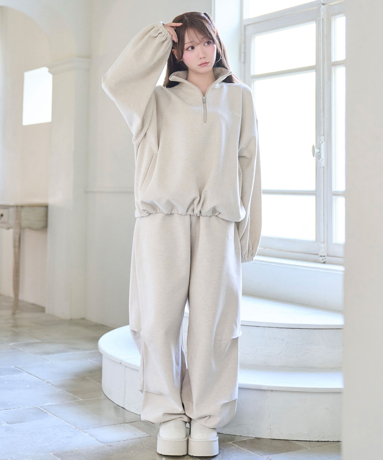 Mochi mochi track pants